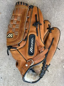 MIZUNO MPM 1301 13” RH Glove - Picture 1 of 21