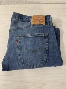 Levi's 501 Button Fly Men's 36x30 Straight Leg Blue Jeans Denim Pants - Picture 1 of 7