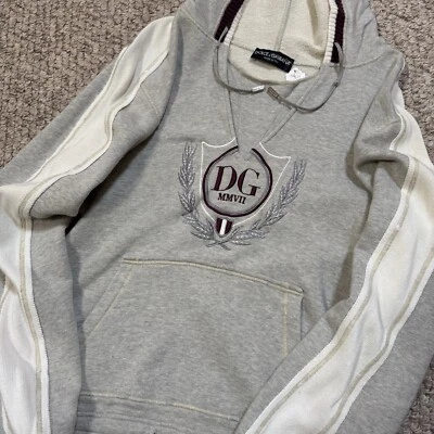 Sudadera con Capucha Dolce Gabbana Vintage Estilo Universitario Talla Mediana  Foto 1 de 4