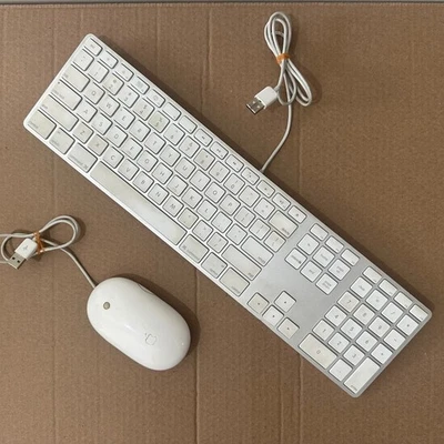 Apple Keyboard A1243 +Mouse A1152 USB (Has flaws) - Image 1 of 4