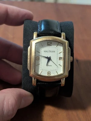 VINTAGE WALTHAM CLASSICS WATCH MEN's Tank WAM016 GOLD FILLED- New Battery - Image 1 of 4