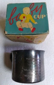 Taza bebé vintage años 30 Carlton plateada Wynken rima infantil 3,5x2 caja original - Imagen 1 de 23