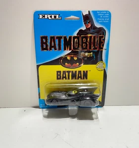 1989 Ertl #1064 Maßstab 1:64 Diecast Batman Batmobile Originalverpackt - Bild 1 von 5