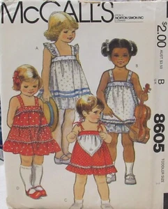 Abito prendisole vintage McCalls 8605 bambino bambina 12 m modello pinafore UNCT - Foto 1 di 2