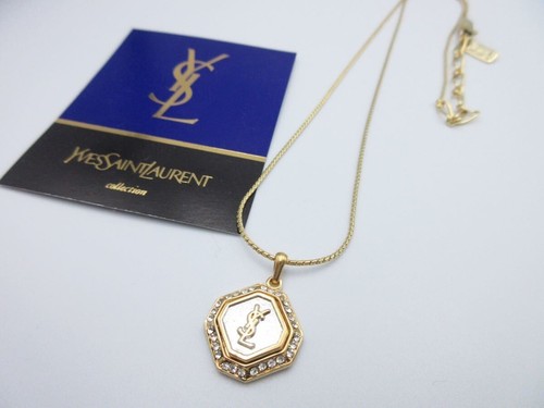 SAINT LAURENT (YSL) Autentica collana Yves Saint Laurent vintage YSL ciondolo fondo di magazzino non usata