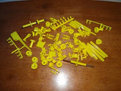 Viga y panel de construcción de autopista de peaje puente Kenner VARIAS PIEZAS AMARILLAS Foto 1 de 4