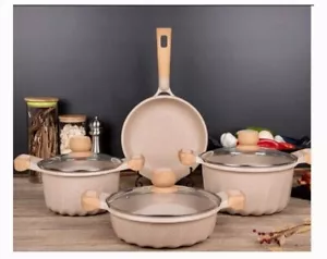 Non-stick pots and pans set of 9 pieces in beige - Picture 1 of 4