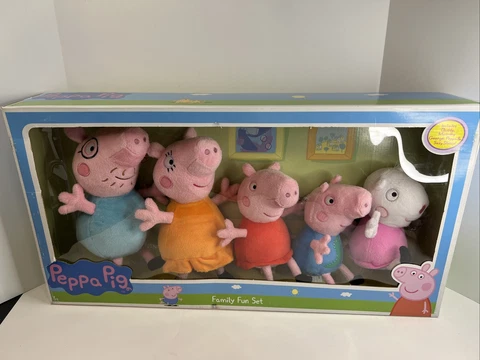Peppa Pig Boxed Family Fun Plus Stuffed Doll Set of 5 Mummy Daddy George Suzy Cover