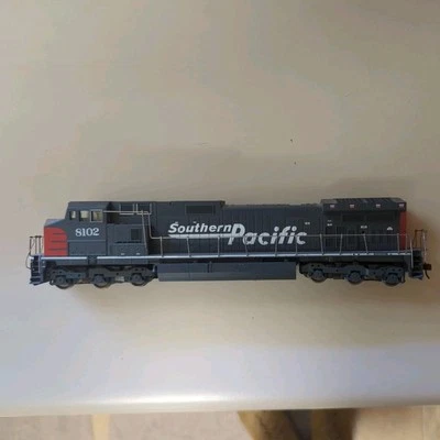 HO Athearn Locomotive 8102 Southern Pacific C44-9W Power #4907 - Image 1 of 2