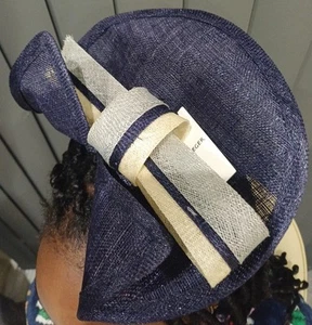 JAEGER Bow Fascinator NAVY MIX - Picture 1 of 9