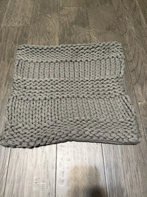 Funda falsa de almohada tejida suéter grueso gris individual Foto 1 de 4