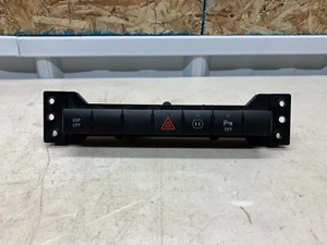 2005-2010 JEEP GRAND CHEROKEE TRACTION CONTROL PARK ASSIST HAZARD 4 WAYS SWITCH - Picture 1 of 7