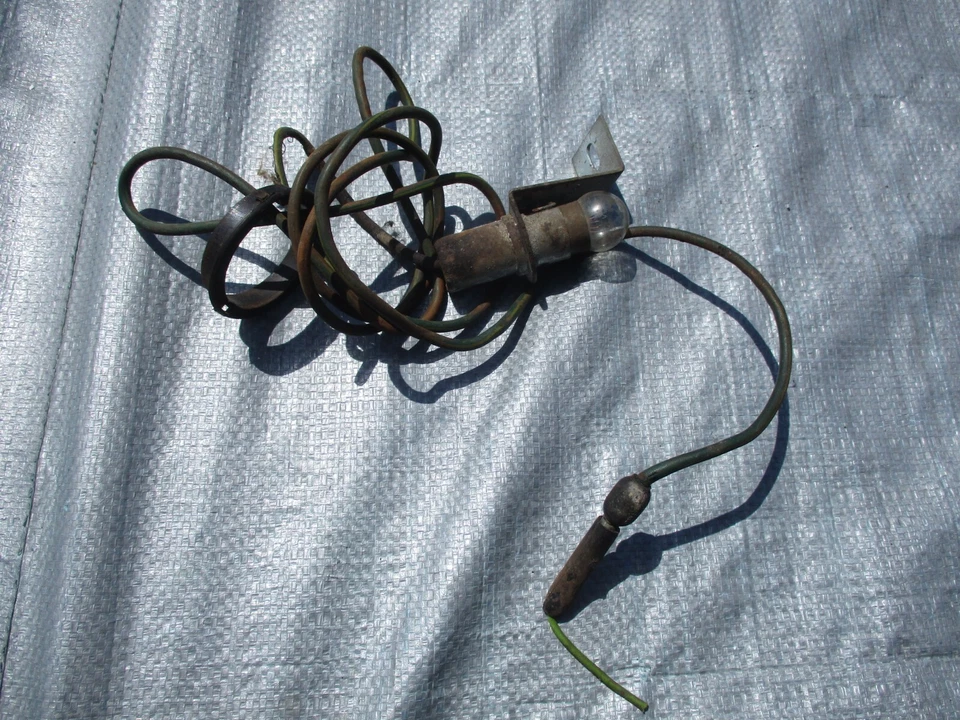 Mercury Cougar XR7 1967 1968 luz de maletero original de fábrica FOMOCO 67-68, ¿Mustang? Foto 1 de 3