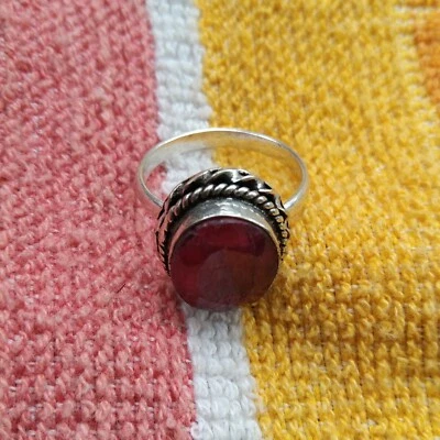 Anillo enchapado en plata 925 facetado rubí rojo tamaño EE. UU. - 8/Reino Unido - P Foto 1 de 4