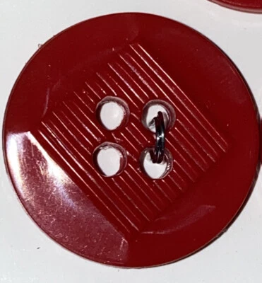 La Mode Buttons 7/8” 22mm Red 43587 NOS - Image 1 of 3