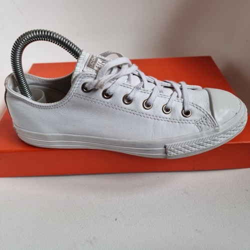 Scarpe da ginnastica Converse All Star OX décolleté in pelle bianca taglia UK 4
