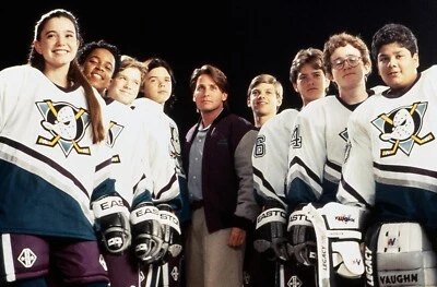 NEW D2 THE MIGHTY DUCKS MOVIE POSTER PREMIUM WALL ART PRINT SIZE A5-A1 - Image 1 of 4