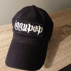 Neu IGGYPOP Bio-Domes Herren Puffy Patch Logo Baseball Cap Fitted Schwarz - Bild 1 von 5