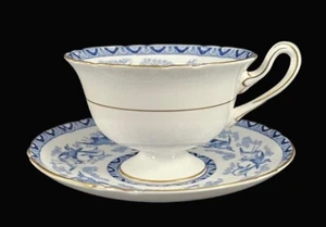 SHELLEY FINE BONE CHINA BLUE HERON TEACUP & SAUCER - ENGLAND -EX COND - Picture 1 of 4