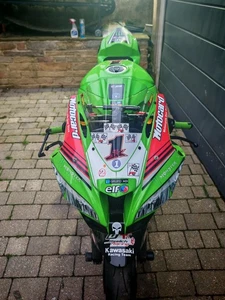 Kawasaki ZX10R KRT Edition 2016 V5 7k Miles - Picture 1 of 11