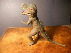 Juguete IMPERIAL DINOSAURIO T-Rex TyranoSaurus Rex Allosaurus Hong Kong años 60 de colección - Imagen 1 de 5