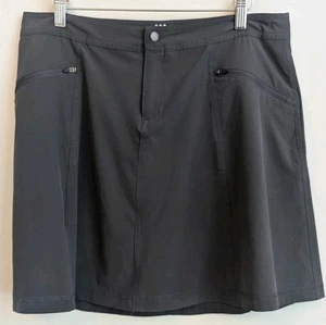 Title Nine Damengröße 10 Swingtastic anthrazitgrau Golf Tennis Wandern Skort - Bild 1 von 4