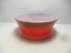 MCM Fire King Dos Tonos Negro Rojo Cuenco de Vidrio 5" Ancla Enganche Medio Moderno - Imagen 1 de 4