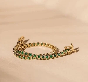 10.00 Ct Round Cut Simulated Emerald Tennis Bracelet's 14K Yellow Gold Plated - Picture 1 of 4