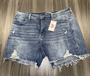 Sconto Divas Bayside Beauty Demin Jeans Shorts Taglia 1X Lavaggio Medio Divato - Foto 1 di 12