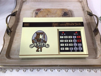 Juego electrónico de mano vintage de casino 21/ blackjack~1978~ Japón~Funciona Foto 1 de 4