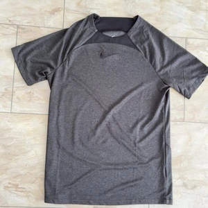 Nike Pro Trikot T-shirt Gym Fitness Fussball Neu Gr.m - Bild 1 von 3