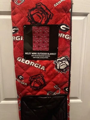 NWT Milky Mink Georgia Bulldogs Outdoor Blanket- 50in x 70in - Image 1 of 4