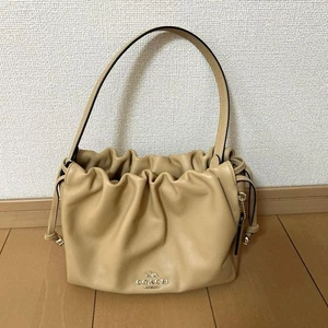 COACH beige shoulder bag - Picture 1 of 6