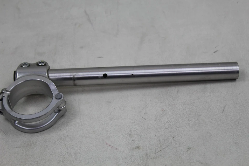 Ducati Panigale V2 2025 OEM Right Side Clipon Handle Bar Handlebar Clamp NICE! - Image 1 of 4