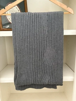 Bufanda Ugg Rib carbón O/S Foto 1 de 4