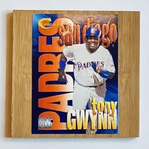 Tony Gwynn Boss Embossed Circa 97 #7 San Diego Padres MLB Baseball Card