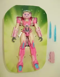 Figura Arcee Transformers Bumblebee Cyberverse Adventures Nueva Hasbro Deluxe - Imagen 1 de 4