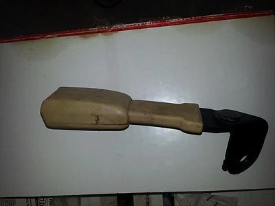 91-95 ACURA LEGEND 4DR ПРЯЖКА РЕМНЯ БЕЗОПАСНОСТИ блок (коричневый). - Изображение 1 из 2