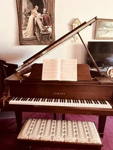 Grand piano Yamaha C2 . Mahogany . Excellent condition. - Picture 1 of 6