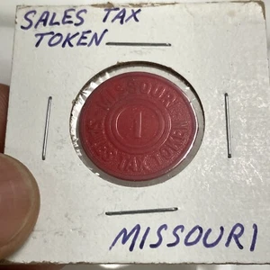 Missouri Sales Tax Token, 1 Mill (1/10¢), RED Plastic Fractional Coin - Picture 1 of 5