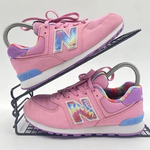 New Balance 574 Pink Rainbow Damen-Sportschuhe Größe UK 3,5 Fitnessstudio Walking GC574TDP - Bild 1 von 8