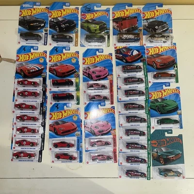🔥Lote de 32 Hot Wheels 🔥 Foto 1 de 4