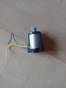 Nikko Motore Mabuchi RS 380 con Supporto Motore per Thunderbolt  - Foto 1 di 5