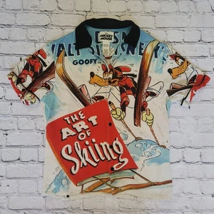 Camicia Disney Uomo Piccola Bianca Pippo L'Arte Di Sci Bottoni Campeggio Top - Foto 1 di 5