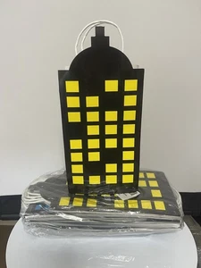 Set Of 24 Skyscraper City Favor Gift Bags For Super Hero Themed Party - Picture 1 of 5
