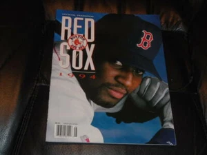 1994 BOSTON RED SOX OFFICIAL BASEBALL YEARBOOK MO VAUGHN NR MINT - Picture 1 of 2