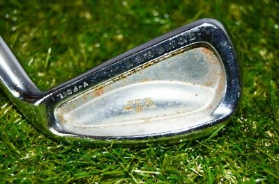 Mac Gregor VIP 4 Iron Right Handed 39" Graphite Stiff w/New Grip - Image 1 of 4