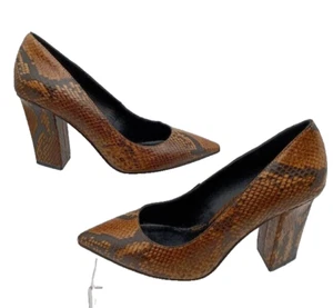 Vince Camuto Pump Leather Embossed Snake Triangle Heel Career Shoe Size 7.5M - Picture 1 of 9
