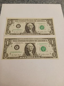 1977 STAR NOTE $1 DOLLAR BILL ( RICHMOND E ) UNCIRCULATED BACK TO BACK - Picture 1 of 4