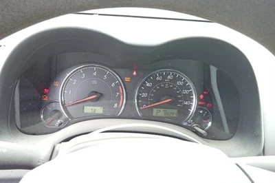 Corolla 2012 OE velocímetro calibre clúster 98 k millas Toyota Foto 1 de 4